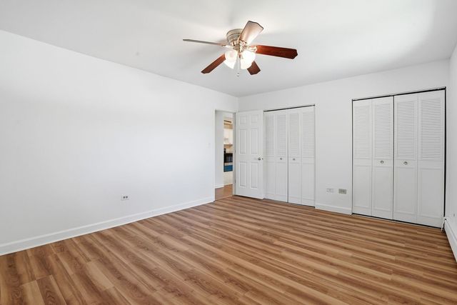 7413 Brookdale Drive 212, Darien, IL 60561