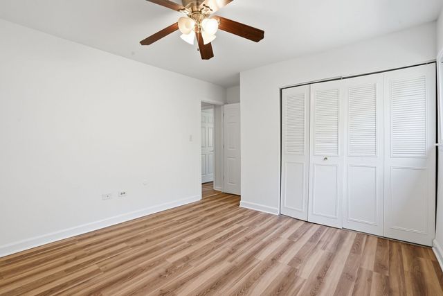 7413 Brookdale Drive 212, Darien, IL 60561