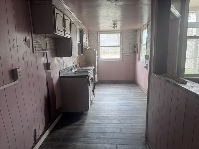 1809 Riverview St, Mckeesport, PA 15132