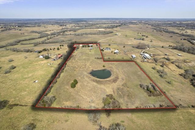 1394 E Fm 149 Road E, Anderson, TX 77830