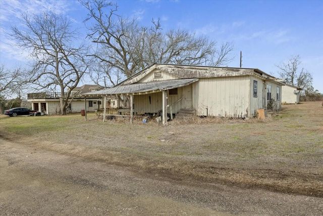 1394 E Fm 149 Road E, Anderson, TX 77830