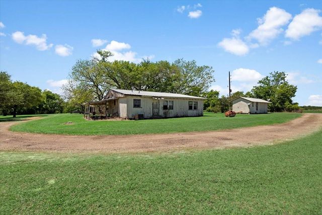 1394 E Fm 149 Road E, Anderson, TX 77830