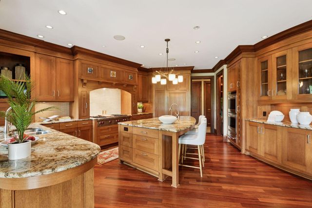 1465 Island Drive, Golden Valley, MN 55422