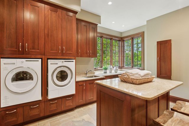 1465 Island Drive, Golden Valley, MN 55422