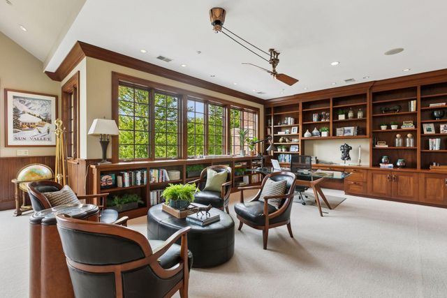 1465 Island Drive, Golden Valley, MN 55422