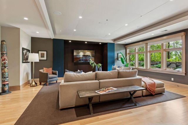 1465 Island Drive, Golden Valley, MN 55422