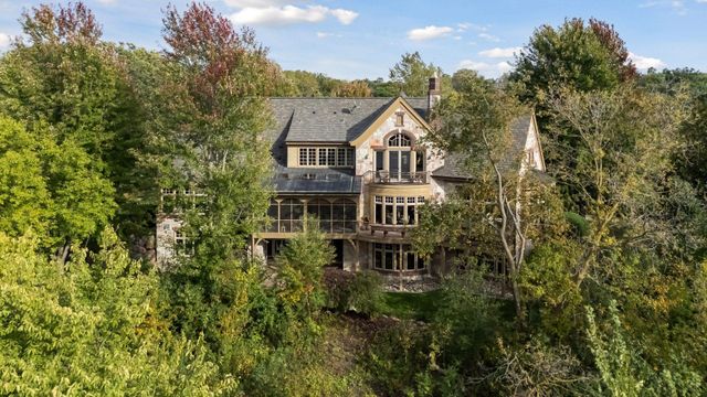 1465 Island Drive, Golden Valley, MN 55422