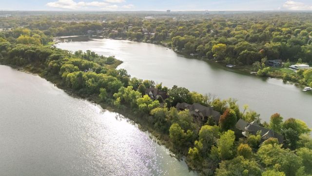 1465 Island Drive, Golden Valley, MN 55422