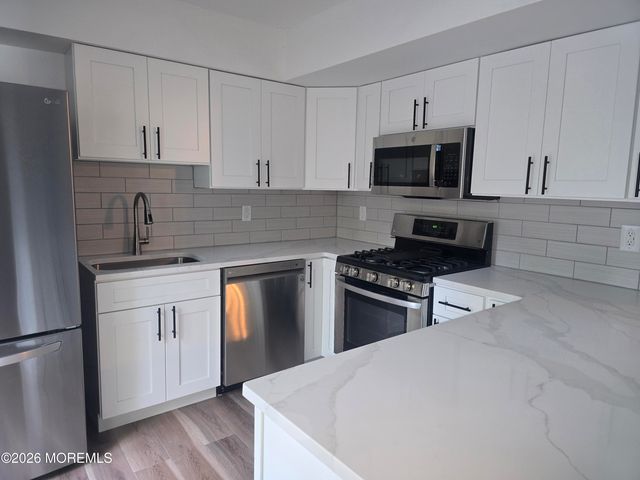 14 Independence Court, Jackson, NJ 08527