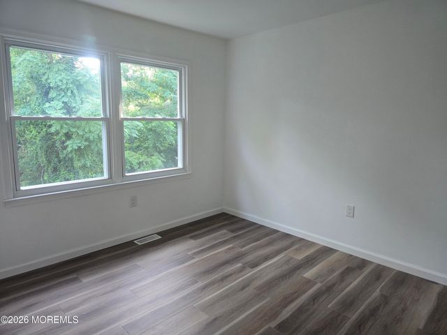 14 Independence Court, Jackson, NJ 08527