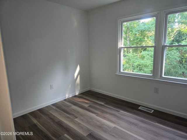14 Independence Court, Jackson, NJ 08527