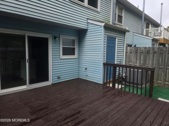 14 Independence Court, Jackson, NJ 08527
