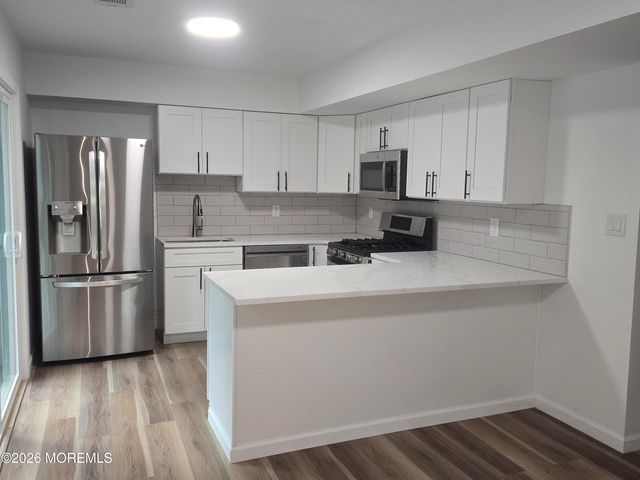 14 Independence Court, Jackson, NJ 08527
