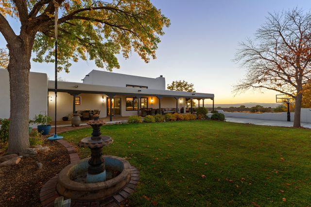 10809 Anaheim Avenue NE, Albuquerque, NM 87122