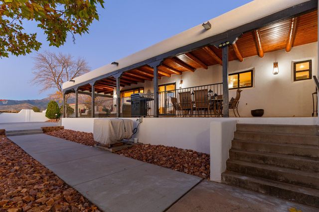 10809 Anaheim Avenue NE, Albuquerque, NM 87122