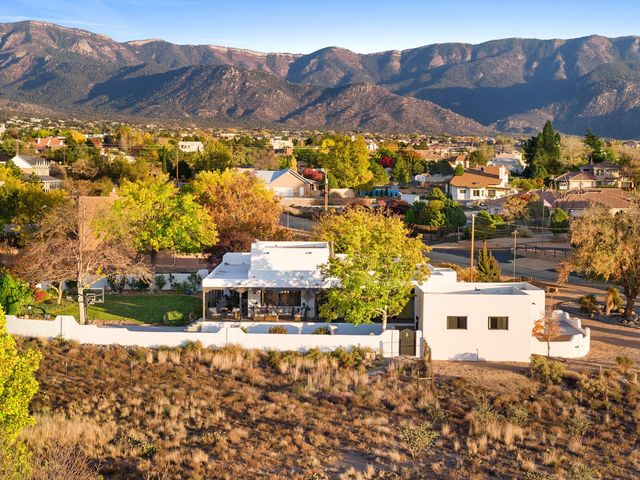 10809 Anaheim Avenue NE, Albuquerque, NM 87122