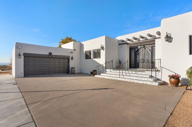 10809 Anaheim Avenue NE, Albuquerque, NM 87122