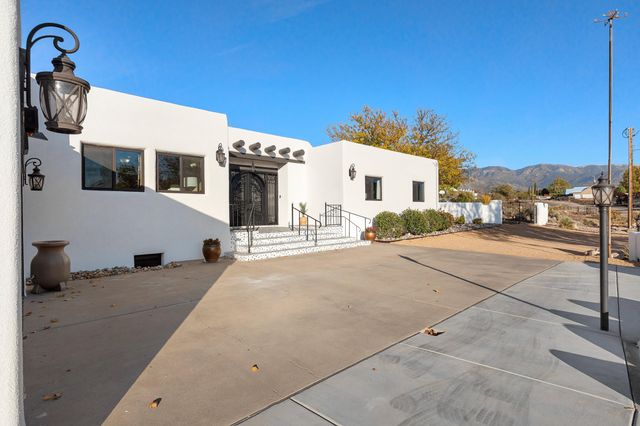 10809 Anaheim Avenue NE, Albuquerque, NM 87122