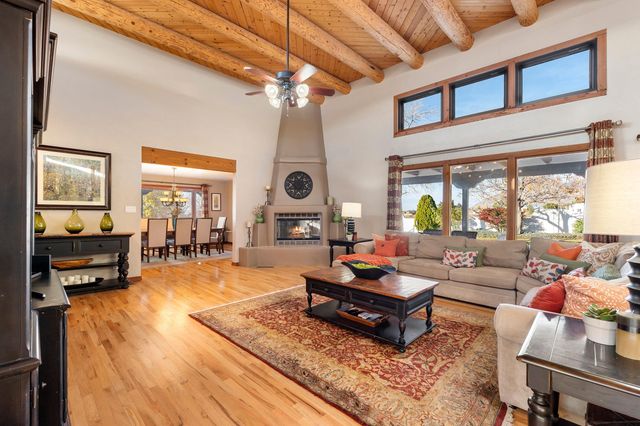 10809 Anaheim Avenue NE, Albuquerque, NM 87122