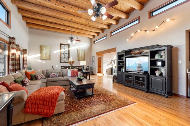 10809 Anaheim Avenue NE, Albuquerque, NM 87122