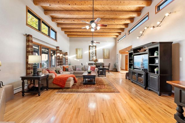 10809 Anaheim Avenue NE, Albuquerque, NM 87122