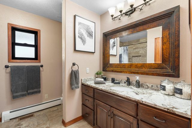 10809 Anaheim Avenue NE, Albuquerque, NM 87122