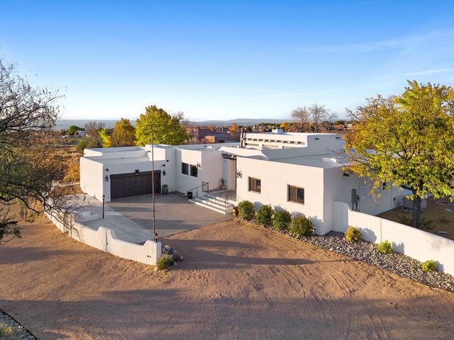 10809 Anaheim Avenue NE, Albuquerque, NM 87122