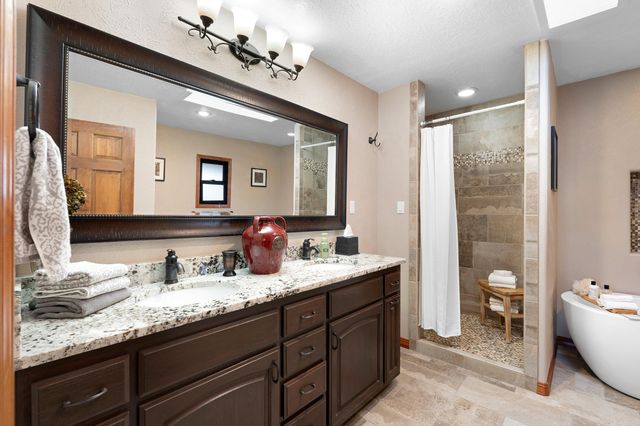 10809 Anaheim Avenue NE, Albuquerque, NM 87122