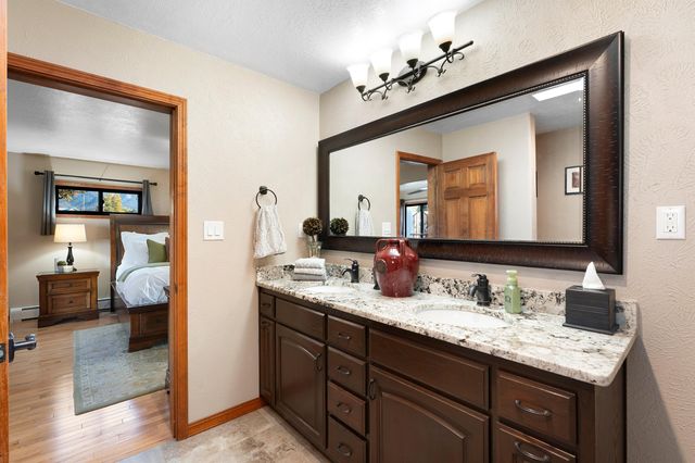 10809 Anaheim Avenue NE, Albuquerque, NM 87122