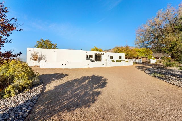 10809 Anaheim Avenue NE, Albuquerque, NM 87122