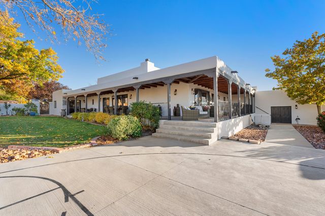 10809 Anaheim Avenue NE, Albuquerque, NM 87122