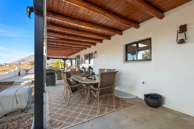 10809 Anaheim Avenue NE, Albuquerque, NM 87122