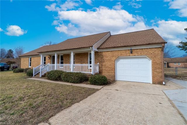 804 Sugar Maple LN, Chesapeake, VA 23322