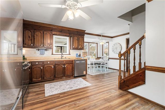 804 Sugar Maple LN, Chesapeake, VA 23322