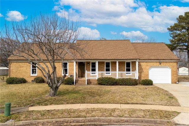 804 Sugar Maple LN, Chesapeake, VA 23322