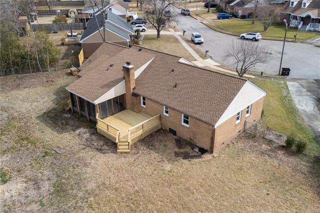 804 Sugar Maple LN, Chesapeake, VA 23322