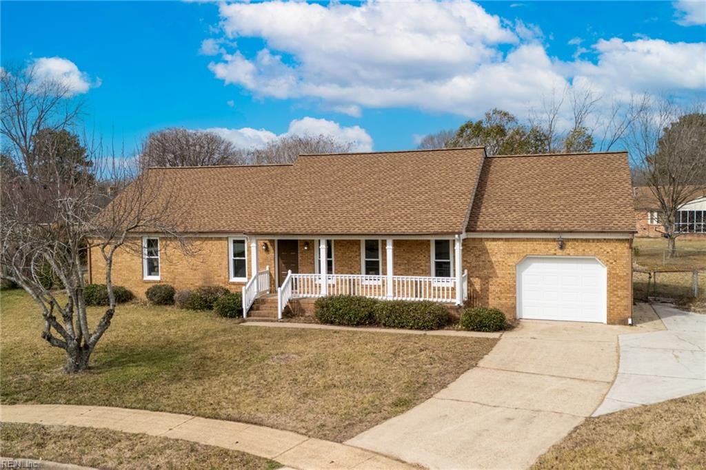 804 Sugar Maple LN, Chesapeake, VA 23322