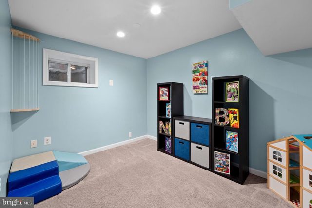 2504 SEMINARY RD, Silver Spring, MD 20910