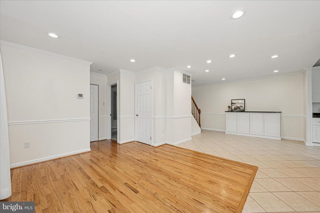 Image 22 of property listing at 6596 E LAKERIDGE RD, New Market, MD 21774