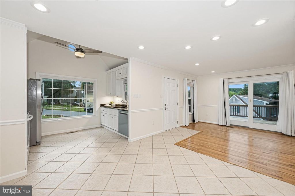 Image 30 of property listing at 6596 E LAKERIDGE RD, New Market, MD 21774