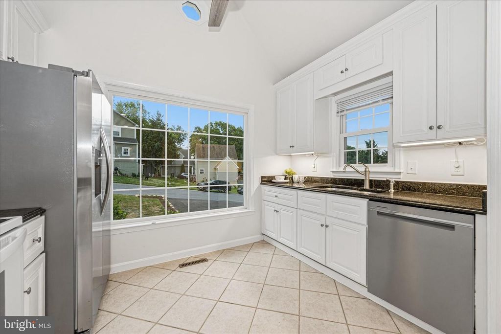Image 34 of property listing at 6596 E LAKERIDGE RD, New Market, MD 21774
