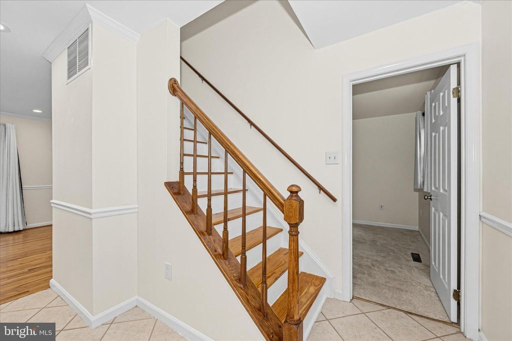 Image 43 of property listing at 6596 E LAKERIDGE RD, New Market, MD 21774