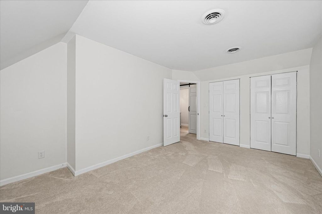 Image 47 of property listing at 6596 E LAKERIDGE RD, New Market, MD 21774