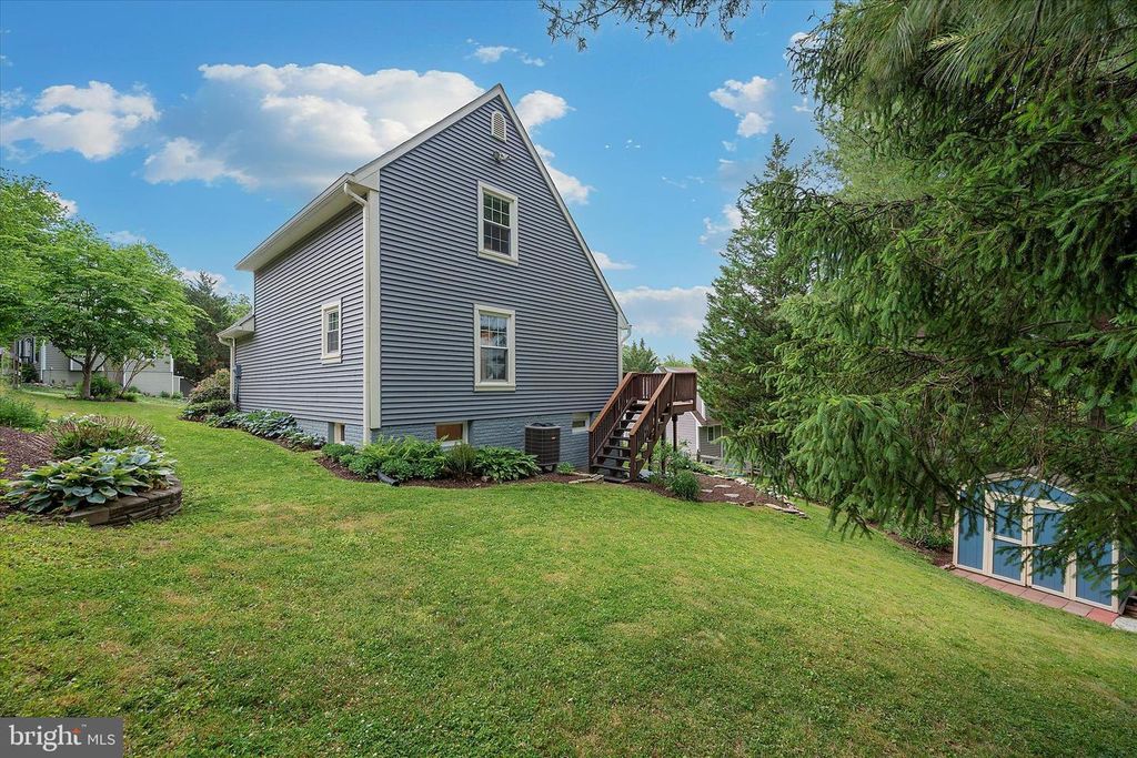 Image 64 of property listing at 6596 E LAKERIDGE RD, New Market, MD 21774