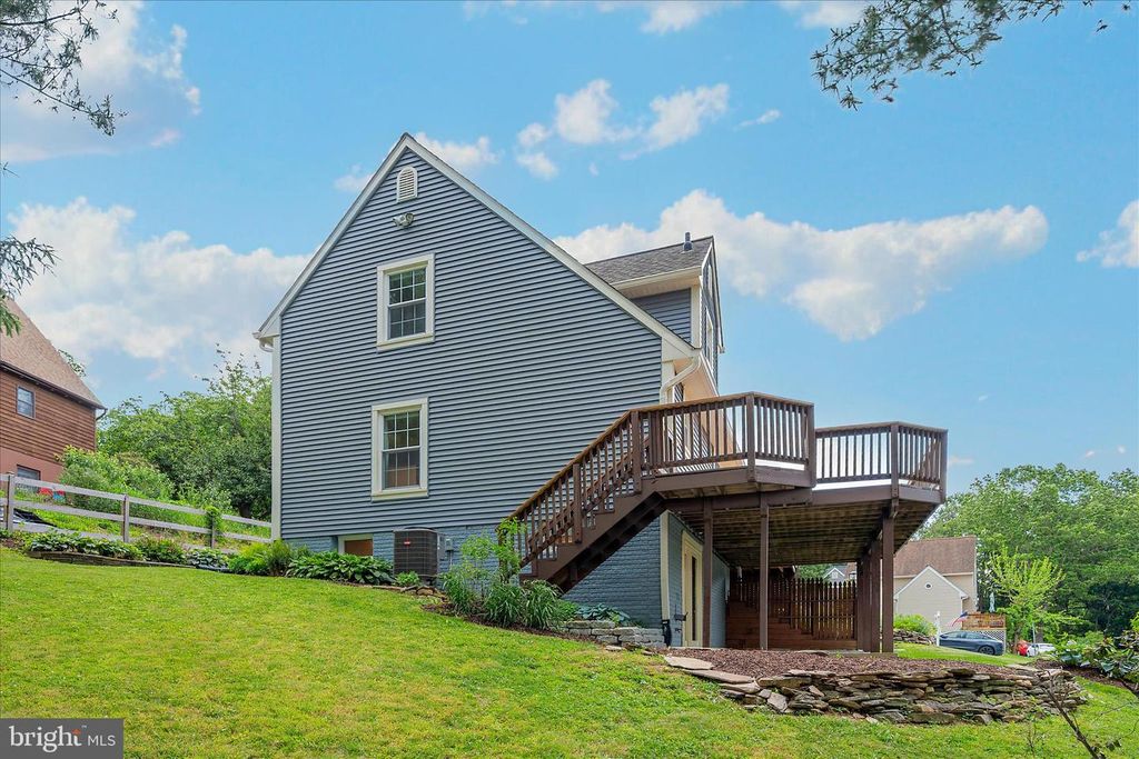 Image 68 of property listing at 6596 E LAKERIDGE RD, New Market, MD 21774