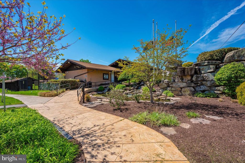 Image 82 of property listing at 6596 E LAKERIDGE RD, New Market, MD 21774