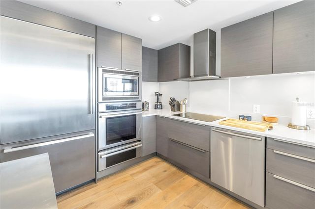 175 1ST STREET S 1006, St Petersburg, FL 33701
