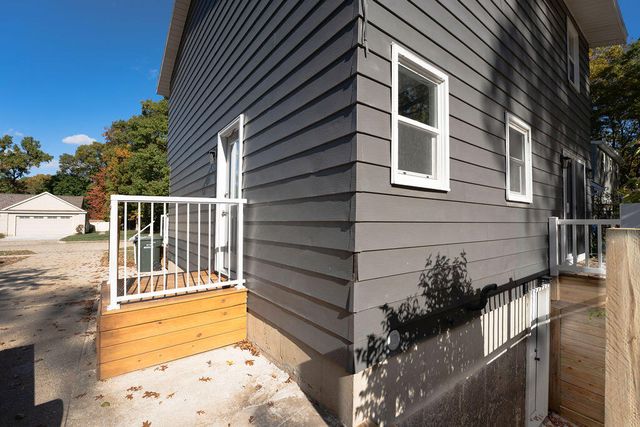 1449 Leonard Avenue, Muskegon City, MI 49442