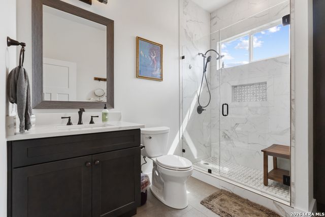 175 Pine Tree, Medina, TX 78055