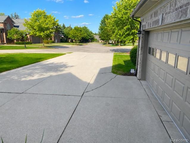 68809 Cornerstone Drive, Washington Township, MI 48095